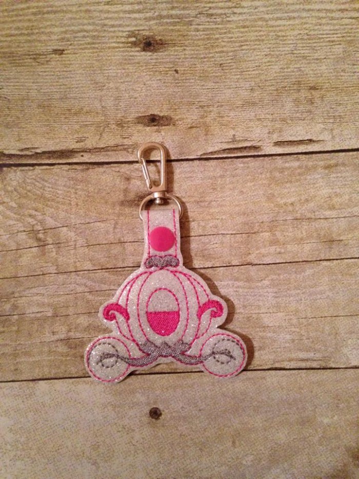 Princess Carriage Key Fob - Image 3