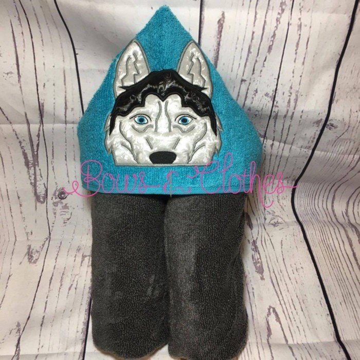 Husky Wolf Peeker