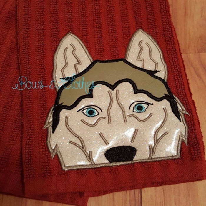 Husky Wolf Peeker - Image 2