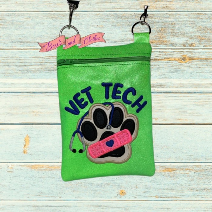 Vet Tech Zipper Purse
